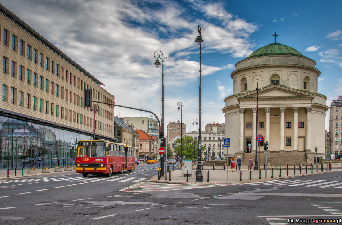 6954
Wczorajsze zastÄpstwo za ogĂłrka. Pozdrowienia dla prowadzÄcego :)
Słowa kluczowe: Architektura DziwadĹo IK280