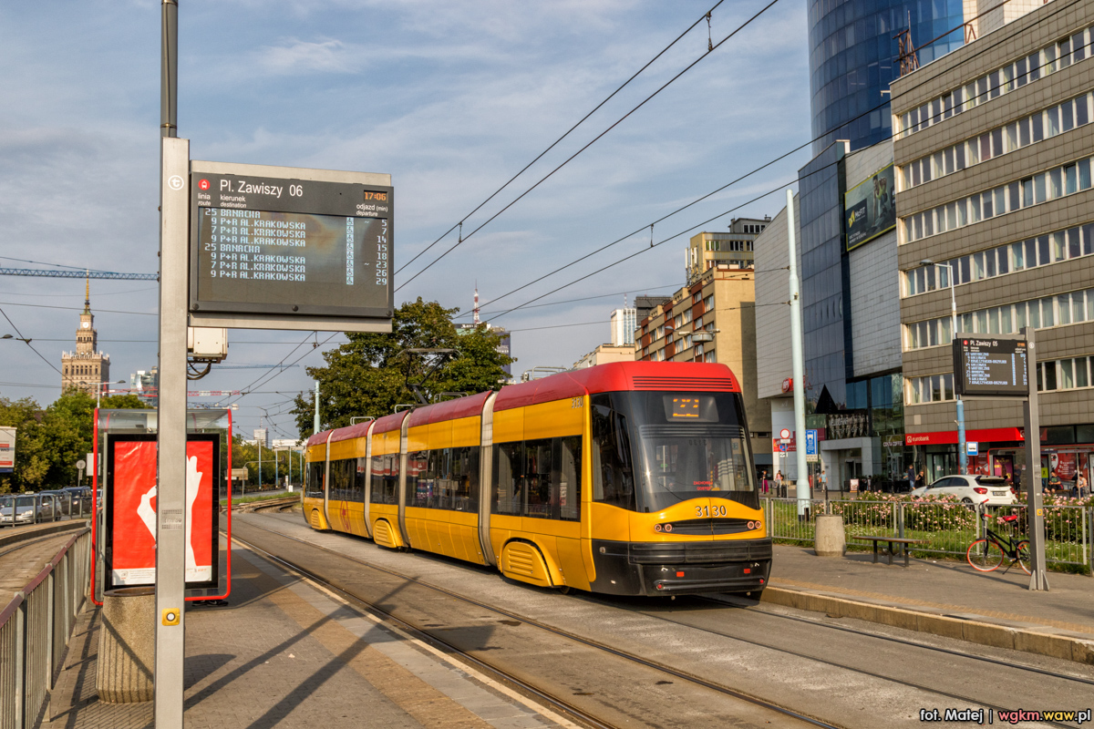 3130
W ramach ciekawostki, jak i kronikarskiego obowiÄzku wrzucam zdjÄcie biaĹej czcionki na warszawskich tablicach Systemu Informacji PasaĹźerskiej. Jak oceniacie? :)
