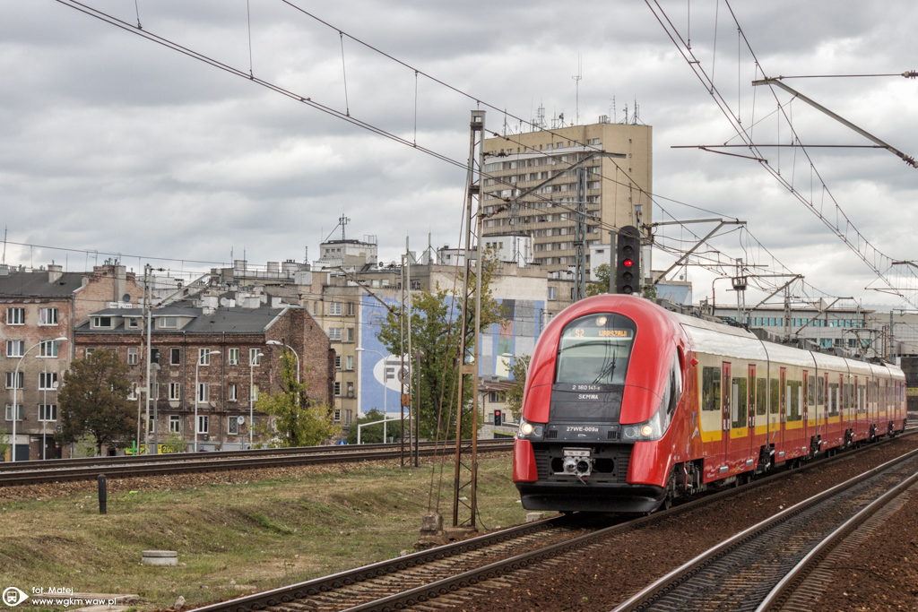 27WE-009
W ramach uzupeĹnienia albumu "Szybka Kolej Miejska", w ktĂłrym jest strasznie maĹo zdjÄÄ.
