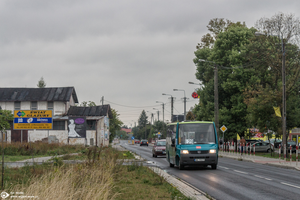 WWL 90070
Linia L29 ĹÄczy Leszno z Kampinosem. Jest skoordynowana z 719, a obsĹugÄ stanowi Stalko.
