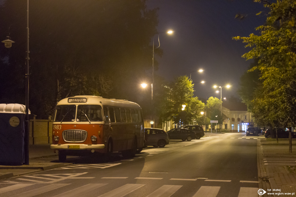 1983
WiÄcej informacji na temat wydarzenia jakie dzisiaj siÄ odbyĹo: http://piaseczno.eu/index.php?mnu=44&id=8799

OgĂłrek wykonaĹ przez kilka godzin tylko dwa kĂłĹka - pĂłĹ wieczora staĹ wĹaĹnie tutaj.

Wybaczcie za tandetnÄ jakoĹÄ, ale zdjÄcie robione z rÄki :)
Słowa kluczowe: 272MEX