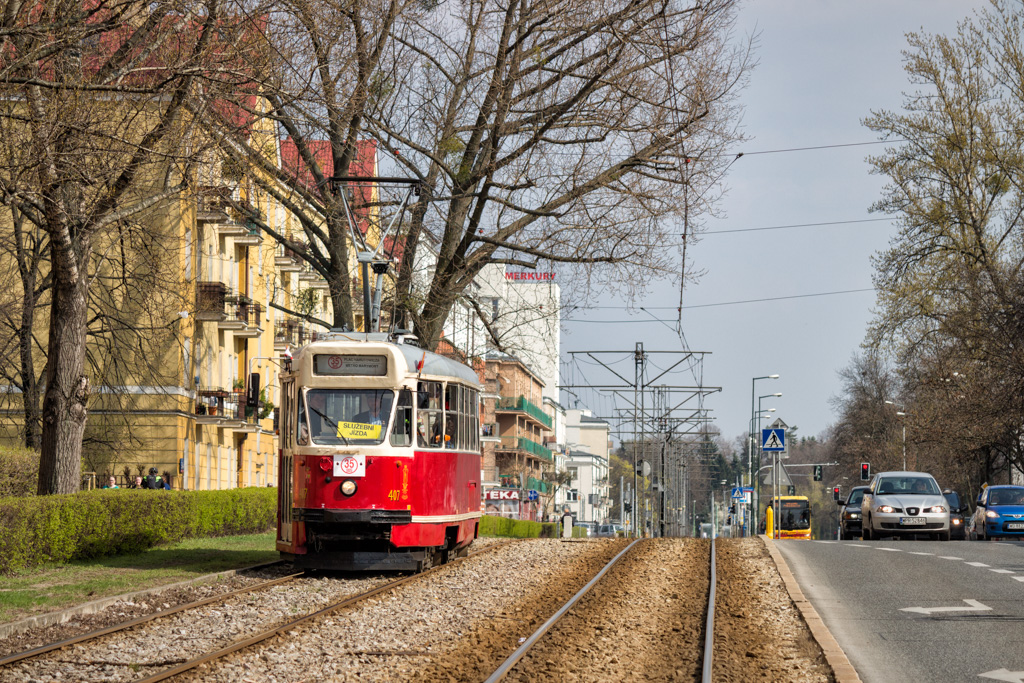 407
Słowa kluczowe: 35lecieKMKM Konstal13N
