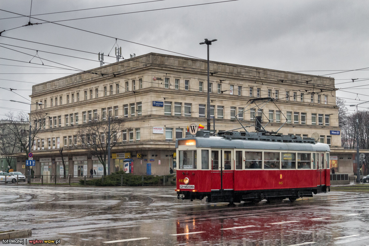 445
Słowa kluczowe: 150lecie Architektura