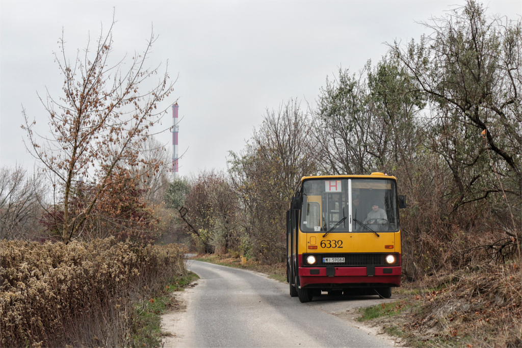 6332
Słowa kluczowe: IkarusemPoBiaĹoĹÄce IK260