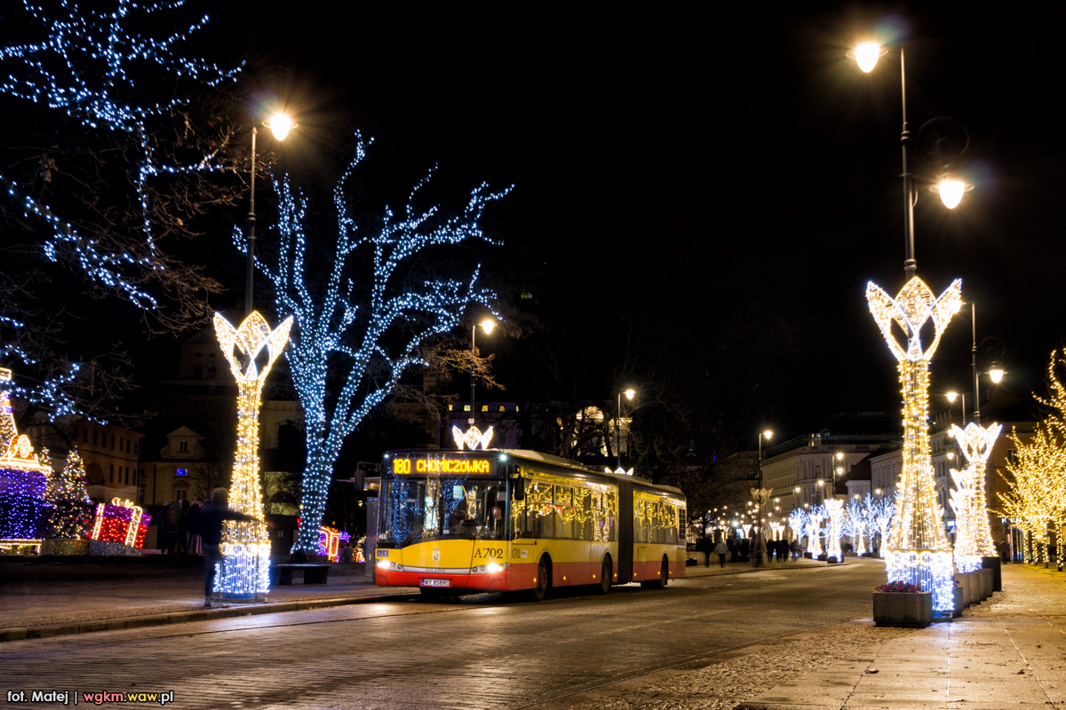 A702
NiezĹa ta iluminacja ĹwiÄteczna. Mnie siÄ podoba.
Słowa kluczowe: MOBSU18 Iluminacja