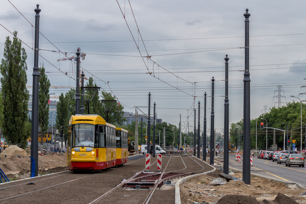 2104+2105
Delfin na 17? Rzadki widok.
Słowa kluczowe: Objazd Inwestycje