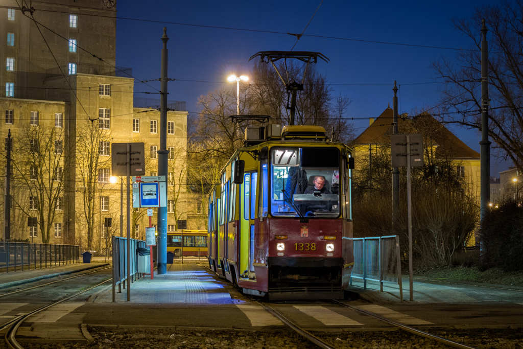 1338+1337
Postoje tutaj raczej sÄ marne. A szkoda, bo 1108+1109 mi uciekĹo...
