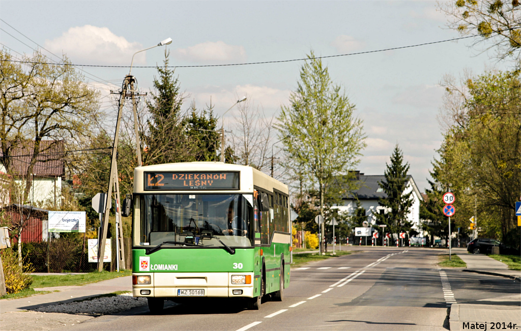 30
Tutaj wciÄĹź ujrzymy ciekawe wozy :)
Słowa kluczowe: M121M