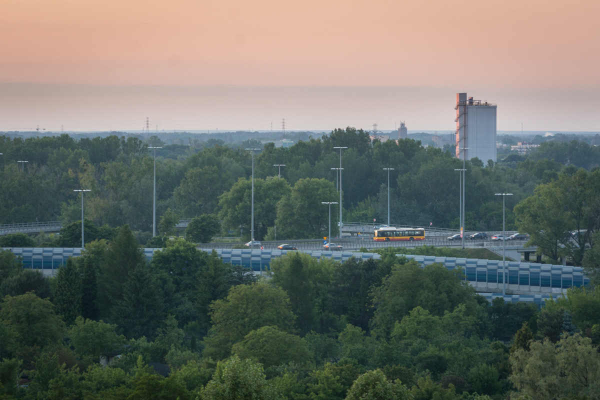 9692
WĹrĂłd zieleni Ĺťoliborza.
Słowa kluczowe: Widok