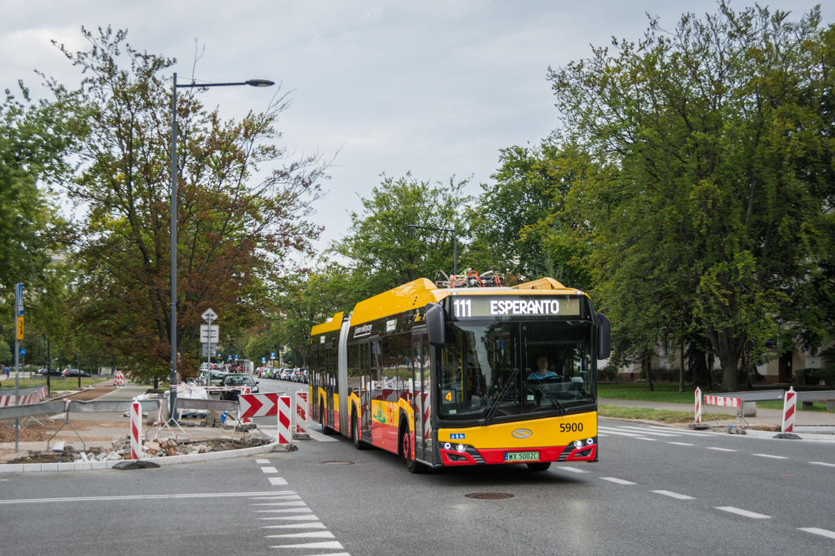 5900
Przed kilkunastoma dniami rozpoczÄĹa siÄ przebudowa widocznego skrzyĹźowania ulic Anielewicza i Karmelickiej na rondo.
Słowa kluczowe: Inwestycje