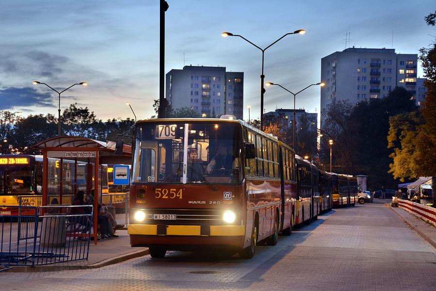 5254
Słowa kluczowe: IK280 ZachĂłd