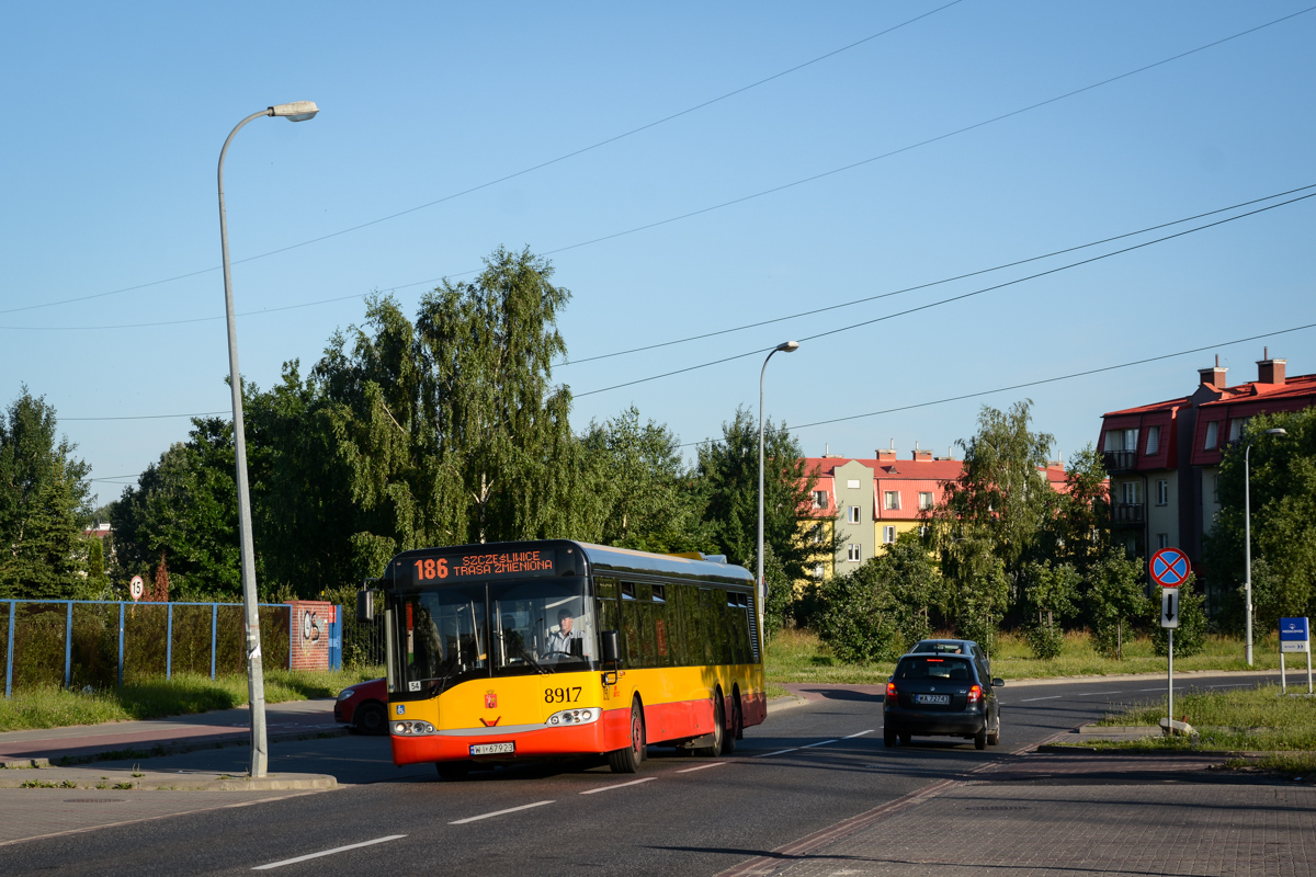 8917
186 na objeĹşdzie spowodowanym budowÄ tramwaju na Tarchominie. Za sprawÄ "Kleszczowej" na linii spotkaÄ moĹźna byĹo wĂłwczas deski oraz Neoplany.
Słowa kluczowe: Objazd SU15