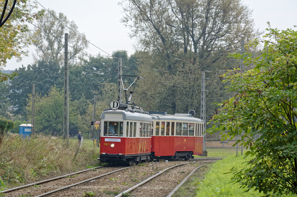 403+1811
 Podczas tegoroczynych Dni Transportu Publicznego linia D ĹÄczyĹa Plac Narutowicza z ZajezdniÄ "Praga". 
Słowa kluczowe: DTP2014
