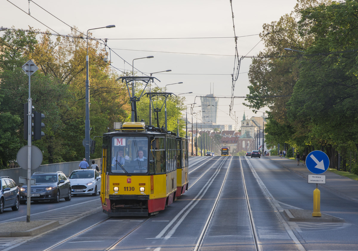 1130+1131
Wolski szkoleniowy skĹad rĂłwnieĹź wziÄĹ udziaĹ w Nocy MuzeĂłw.
Słowa kluczowe: NM2017