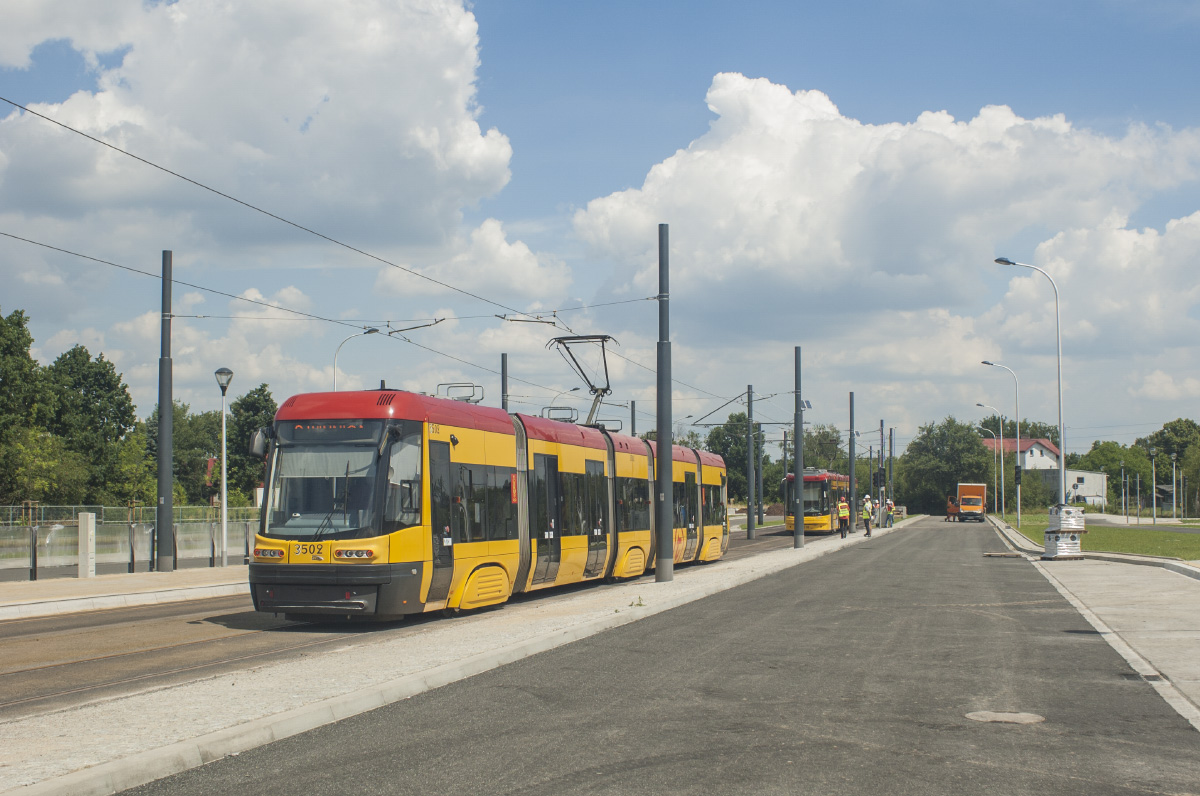 3502
Odcinek dla wagonĂłw Duo, ktĂłre na koĹcu trasy zmieniÄ kierunek jazdy.
Słowa kluczowe: Inwestycje