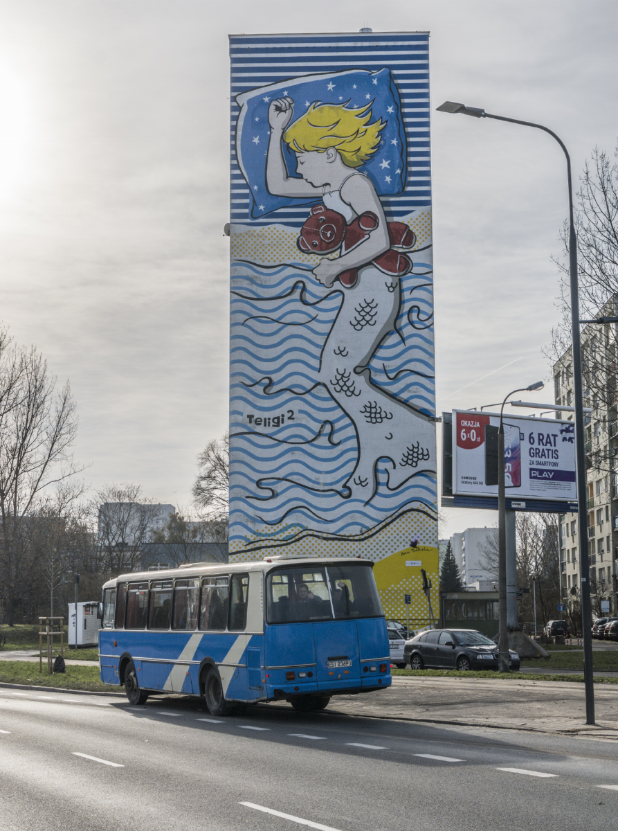 ESI 23693
Z muralem na Teligi.
Słowa kluczowe: mural