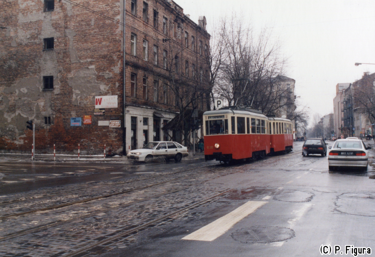838+1620
Na starej ZÄbkowskiej.
Słowa kluczowe: archiwum_PrzemysĹawa_Figury