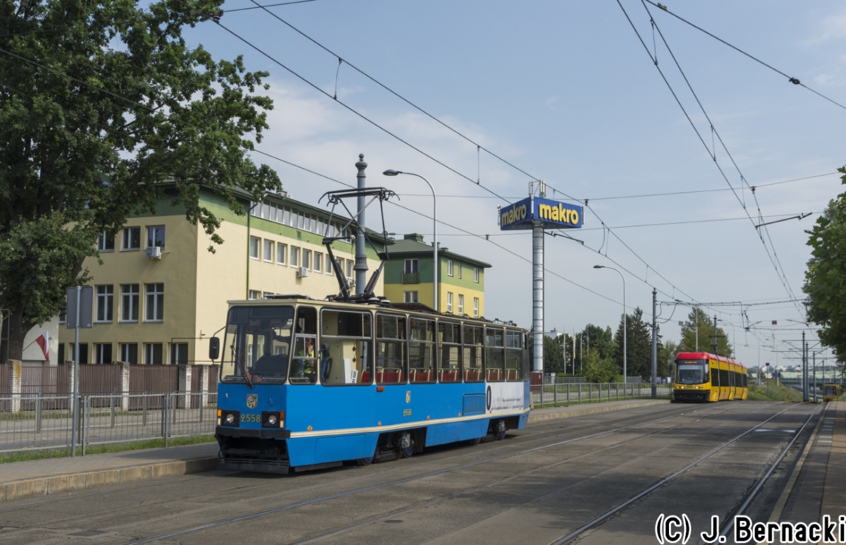2558
Wrocławska 105 będzie stacjonować do końca roku na zajezdni Żoliborz i obsługiwać linię 36.
Słowa kluczowe: 105N