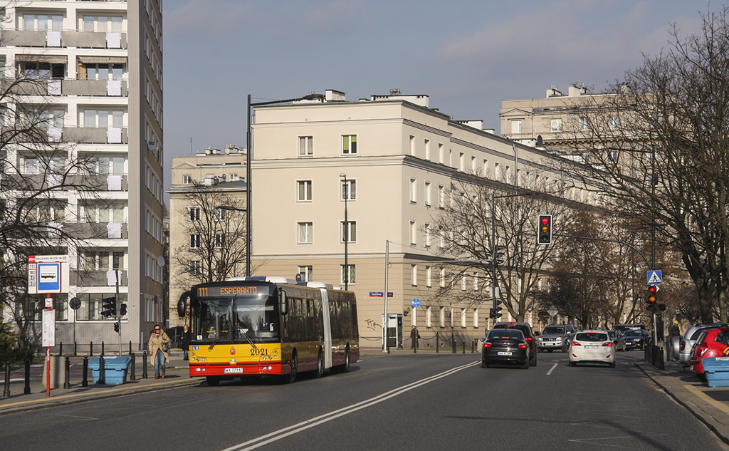 2021
JuĹź dosyÄ Ĺatwo moĹźna spotkaÄ Solbusa.
