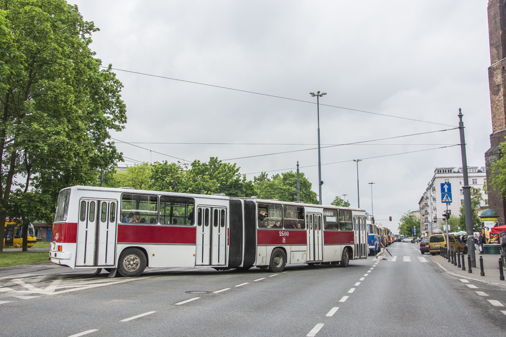 2600
Słowa kluczowe: NM2016 IK280 Parada