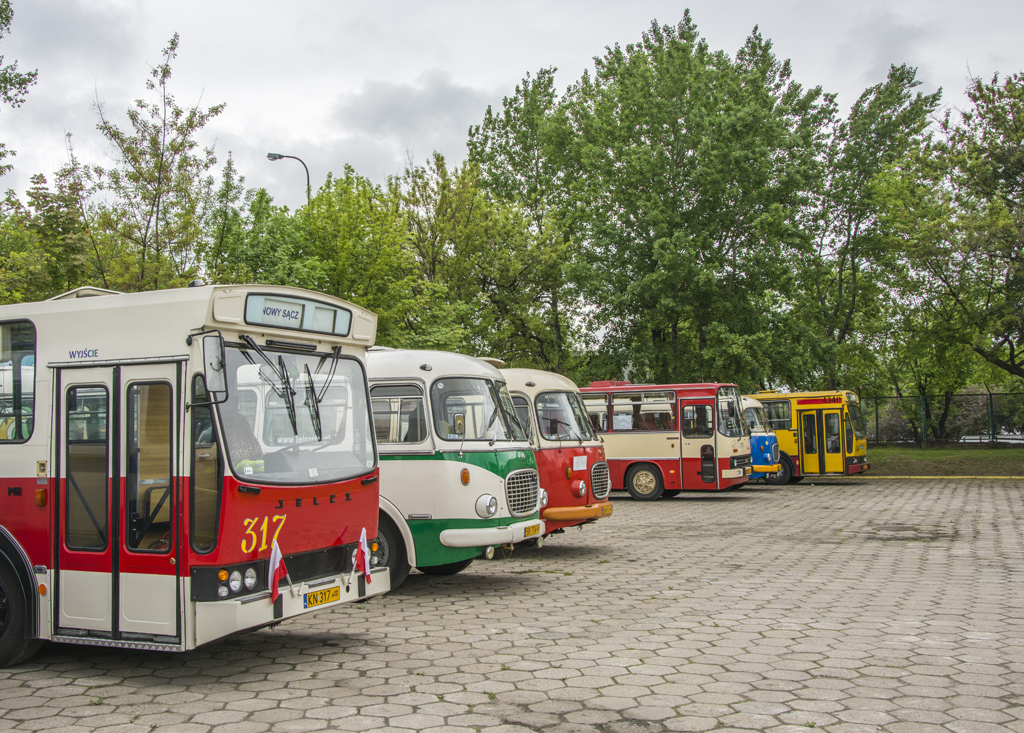 317
Słowa kluczowe: NM2016 M11