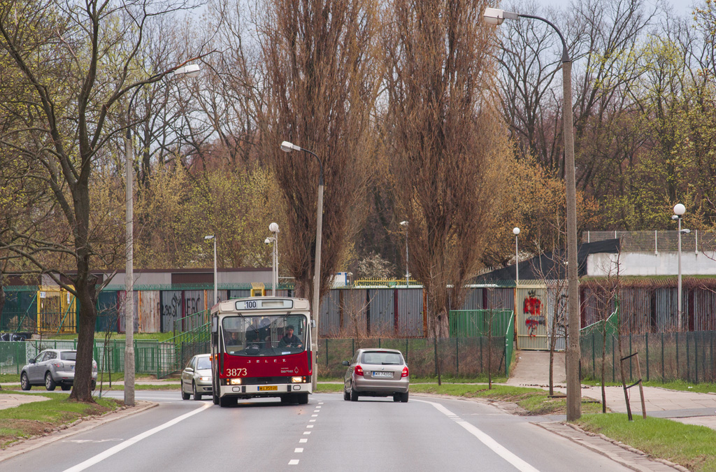 3873
Słowa kluczowe: 35lecieKMKM PR100