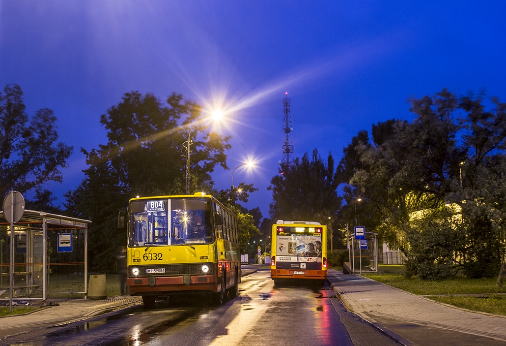 6332
Dwa pokolenia autobusĂłw i nocnych linii.
Słowa kluczowe: nocka6332 IK260
