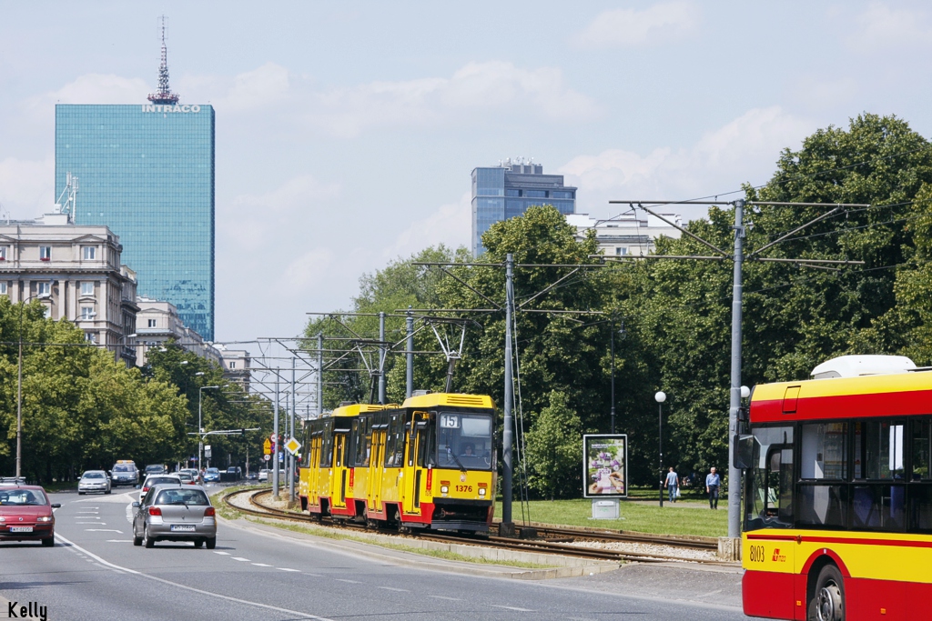 1376+1375
Z prawej atakuje 8103 na Z-1.
