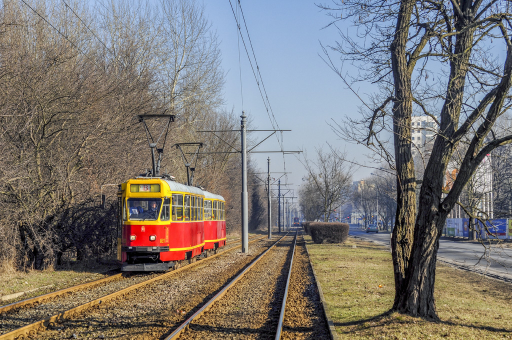 821+818
Ĺťaba na kursie wyjazdowym.
Słowa kluczowe: Konstal13N