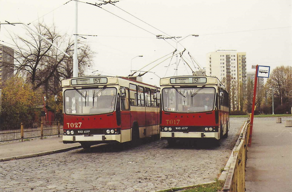 T017
Wiele z tych wozĂłw jeĹşdzi do dziĹ - na Ukrainie. Foto AndrĂŠ Knoerr, GenĂ¨ve. 
