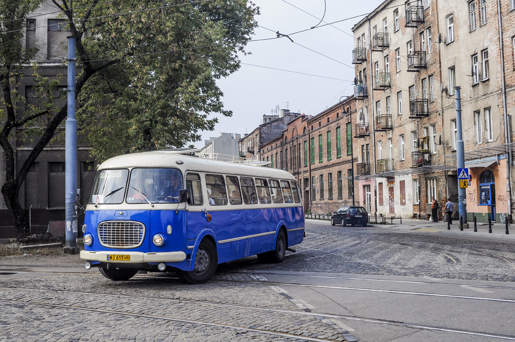 8058
Niebieski ogĂłr z rabÄ byĹ na 4 brygadzie linii A.
Słowa kluczowe: DTP2014 J043