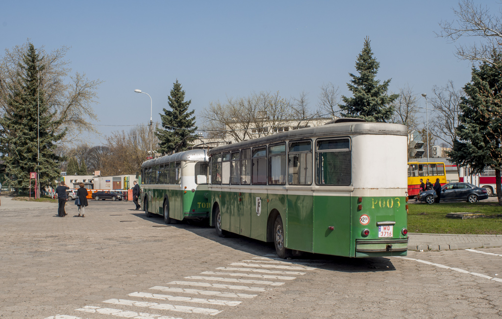 T016+P003
Słowa kluczowe: 35lecieKMKM