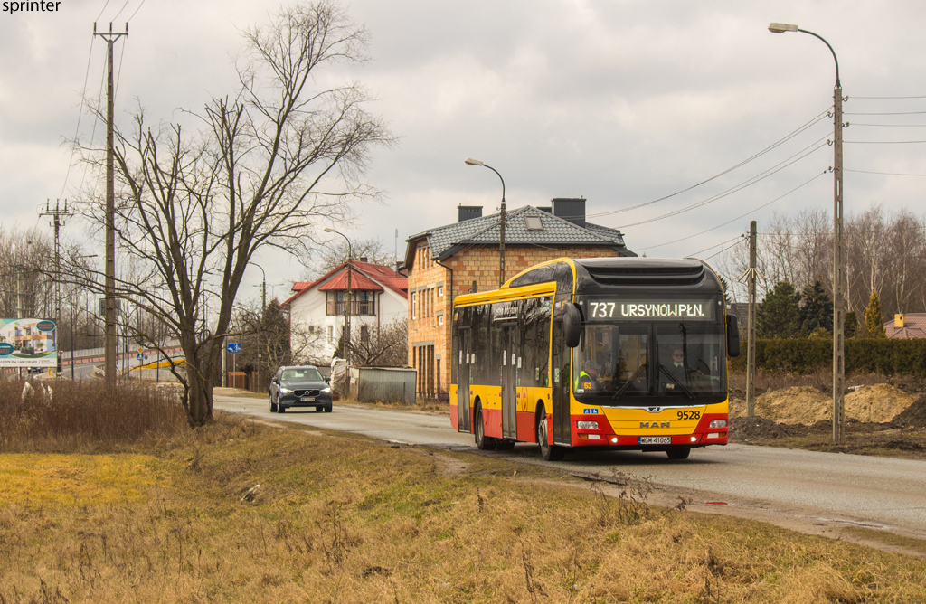 9528
Pozdrowienia dla ĹwieĹźo upieczonego kierowcy!
Słowa kluczowe: at3_pilot