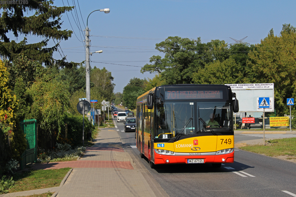 749
Od wrzeĹnia obsĹugÄ linii 701 zajmuje siÄ KM Ĺomianki.
