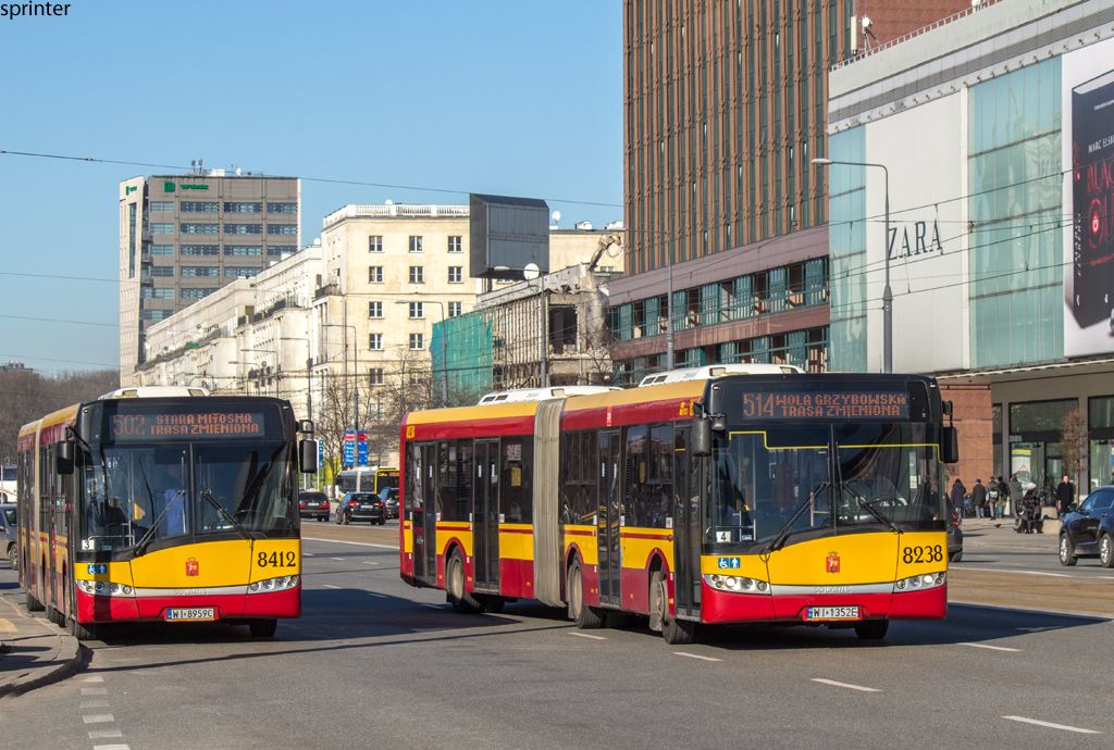 8238
W zwiÄzku z poĹźarem mostu Ĺazienkowskiego linie 411, 502 i 514 koĹczÄ trasÄ na przystanku Dw. Centralny, skÄd jako PT przyjeĹźdĹźajÄ na ul. MarszaĹkowskÄ, gdzie odbywajÄ postĂłj.
Słowa kluczowe: objazd