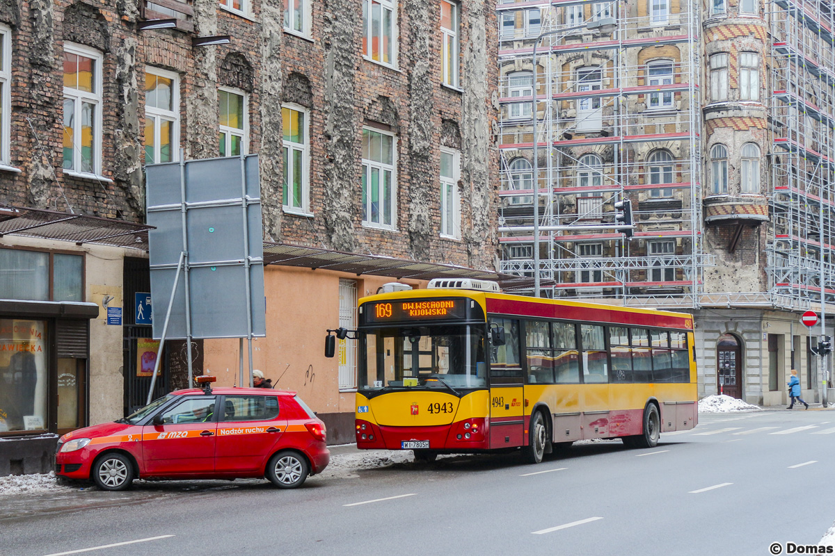 4943
Jelcz Mastero po kolizji, ktĂłrej Ĺlady z resztÄ widaÄ miÄdzy osiami pojazdu. W tle widzimy jeszcze obraz typowej Pragi, ktĂłry bardzo mocno zmieniĹa budowa II linii metra - ceny mieszkaĹ poszybowaĹy do gĂłry, nagle kamienice zaczÄĹy odzyskiwaÄ swĂłj dawny blask...
Słowa kluczowe: Zdarzenie M121I