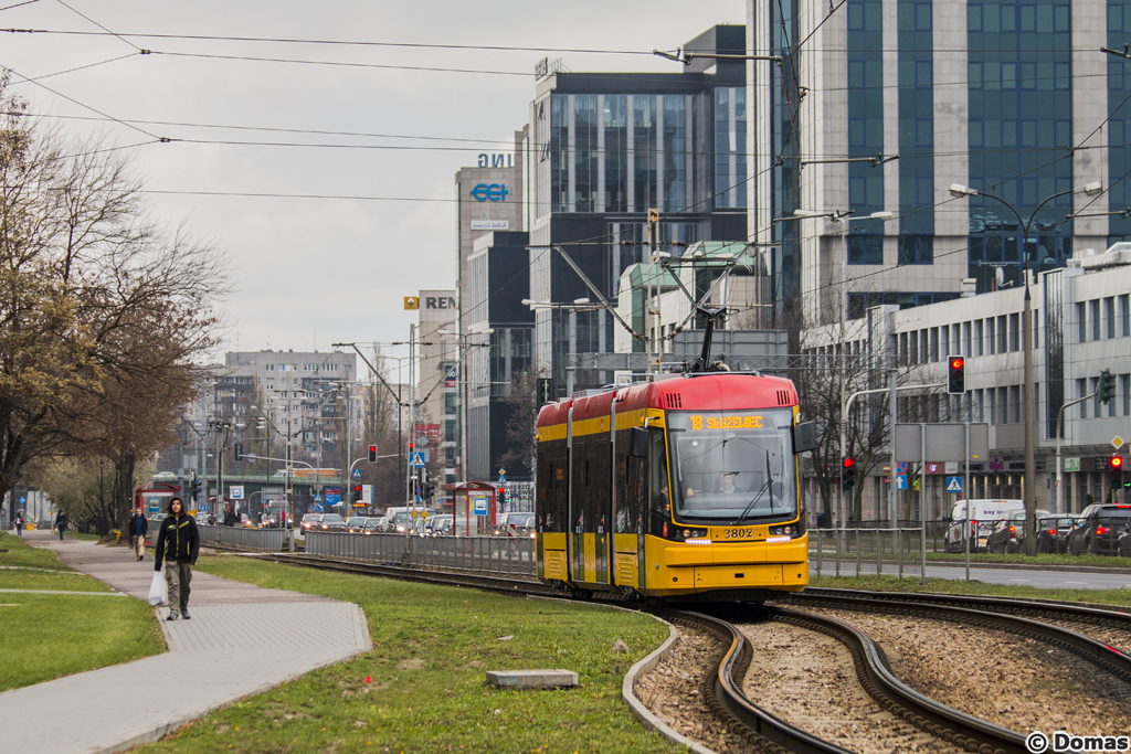3802
Debiut mokotowskiego szczeniaka na linii - dzisiaj 3802 wyjechaĹ na 7. brygadÄ linii 18.
