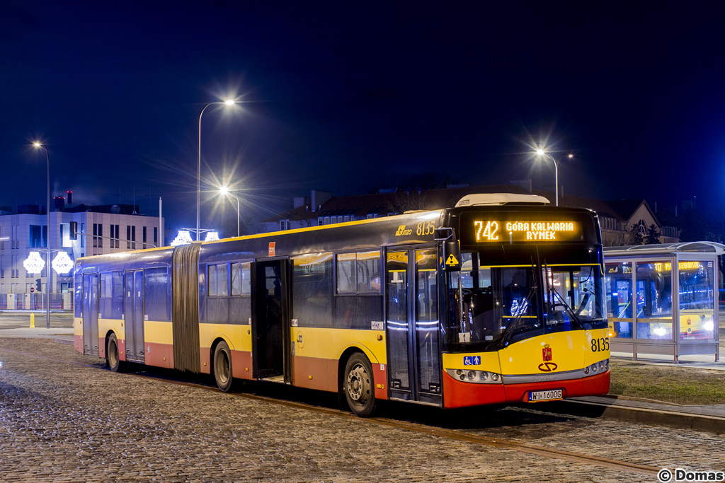 8135
Ostatni tego dnia kurs tej linii wykonywany przez MZA szykuje siÄ do odjazdu.
