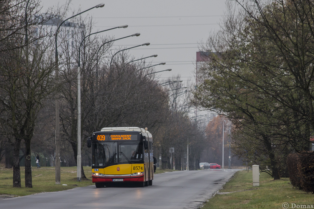 8574
Solaris na brygadzie ĹÄczonej pokonuje odcinek miÄdzy przystankami Popiela i Metro MĹociny
