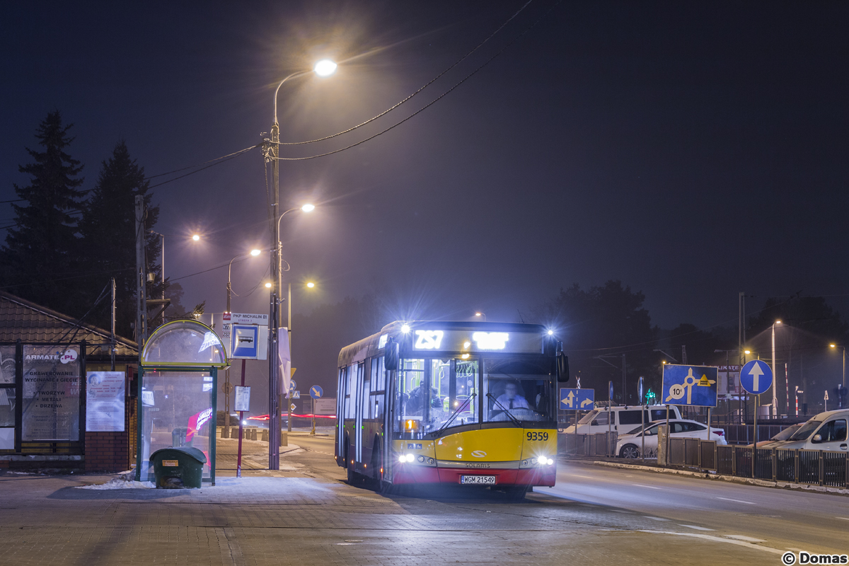 9359
W zwiÄzku z modernizacjÄ linii kolejowej przebiegajÄcej przez FalenicÄ czÄĹÄ pociÄgĂłw SKM zostaĹa skrĂłcona do stacji w Falenicy - do Otwocka dowozi linia zastÄpcza ZS7.
Słowa kluczowe: ZaPociÄg