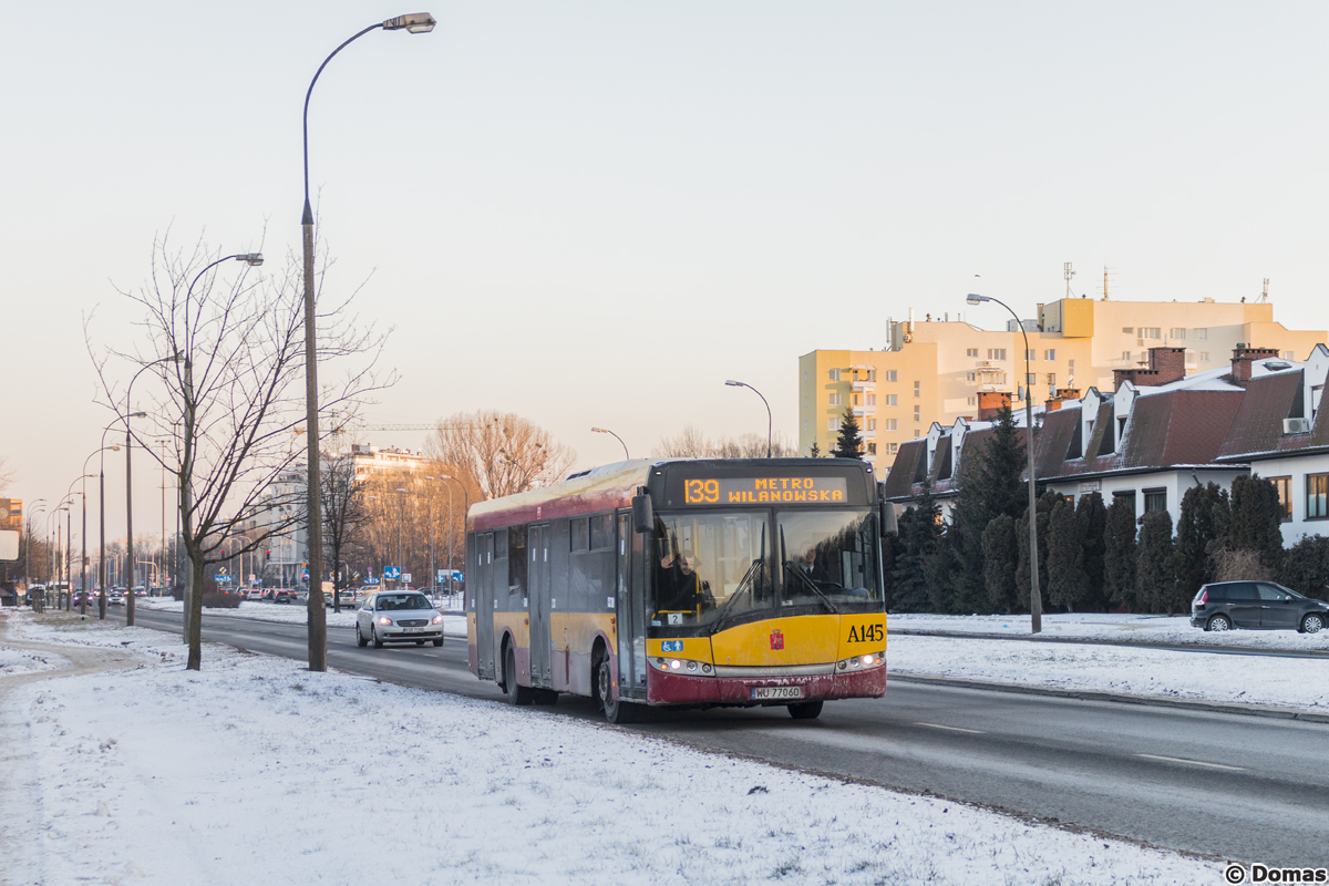 A145
Jedna ze styczniowych nowoĹci - powrĂłt Mobilisu na 139, jednak tym razem tylko w weekendy i na Urbino 12. Pozdrowienia dla rozmachanych panĂłw ;)
Słowa kluczowe: MOBSU12_1