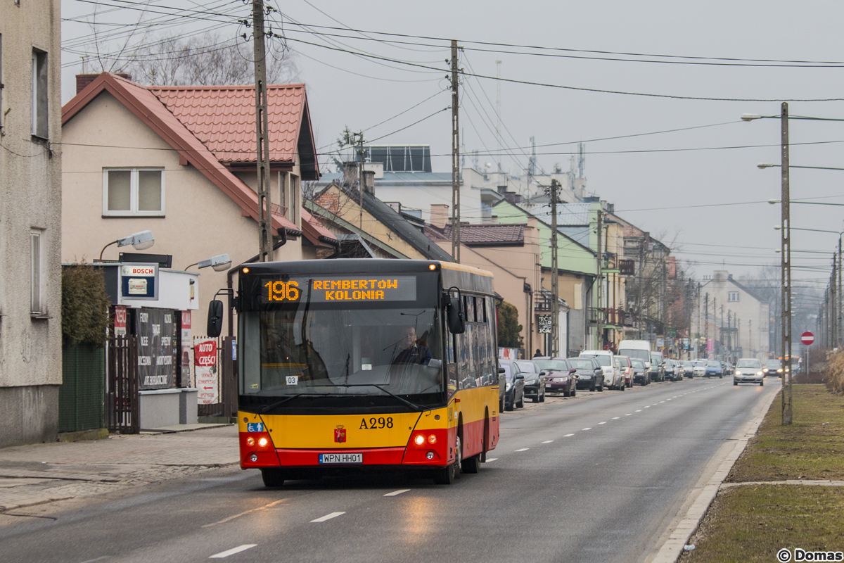 A298
Drugi MAZ, ktĂłry jeĹşdzi pod banderÄ EEC niewiele siÄ rĂłĹźni od swojego brata - zauwaĹźalnÄ rĂłĹźnicÄ jest m.in. inny system informacji pasaĹźerskiej w postaci przedniego wyĹwietlacza.
