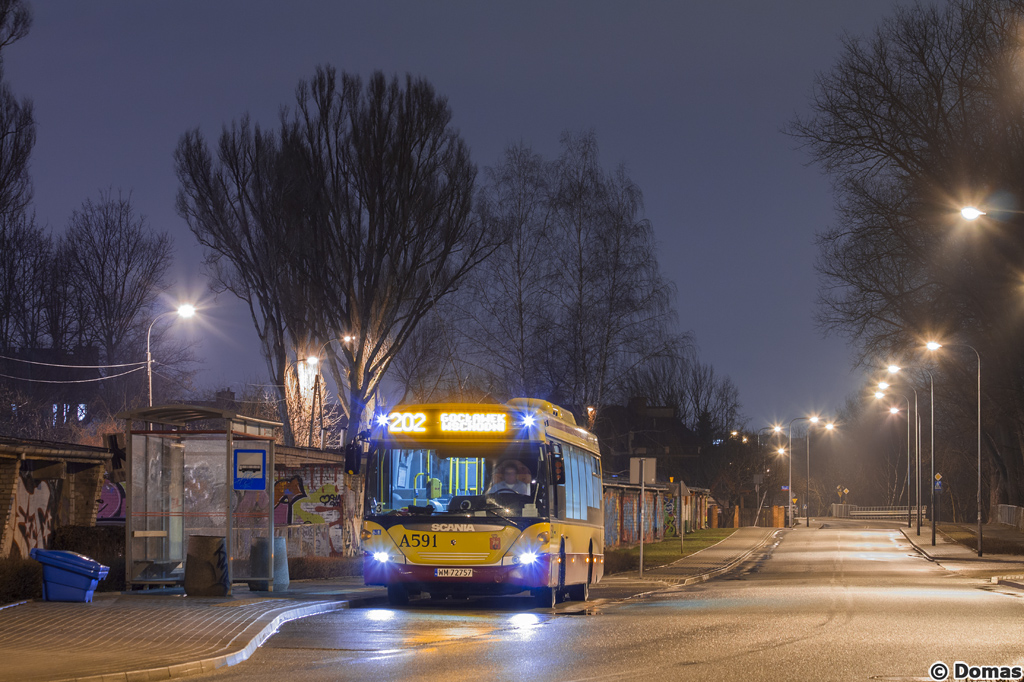 A591
Na wspĂłlnym odcinku linie 188 i 202 sÄ zsynchronizowane, dziÄki czemu poza szczytem i w dni wolne dajÄ czÄstotliwoĹÄ co 10 minut.
