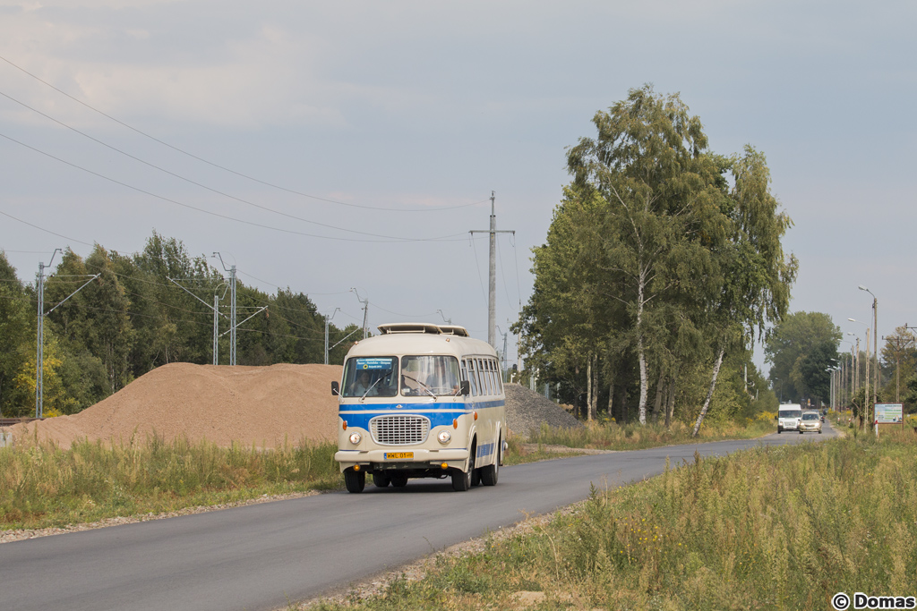 WWL 01
OgĂłrek zmierza do TĹuszcza wzdĹuĹź remontowanej linii kolejowej nr 6, zwanej teĹź Rail BalticÄ.
Słowa kluczowe: J043