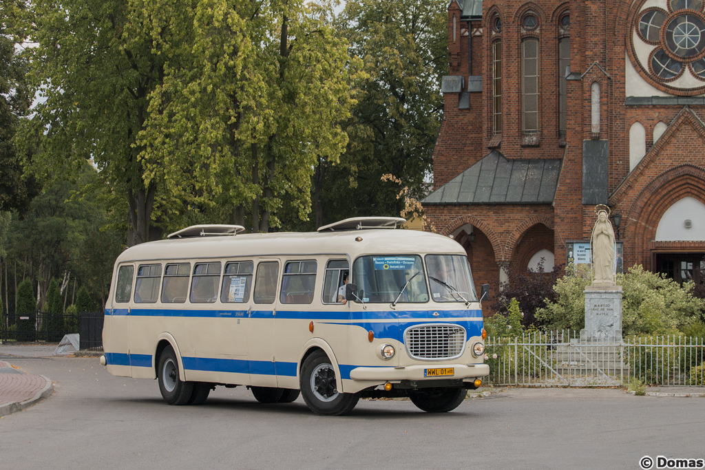 WWL 01
Na widocznym placu byĹ jedyny przystanek poĹredni pomiÄdzy oboma kraĹcami.
Słowa kluczowe: J043