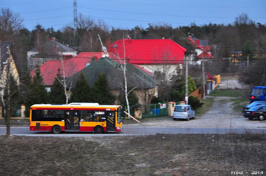 A167
Liberko mknie po trylince.
Słowa kluczowe: MOBLIBERO