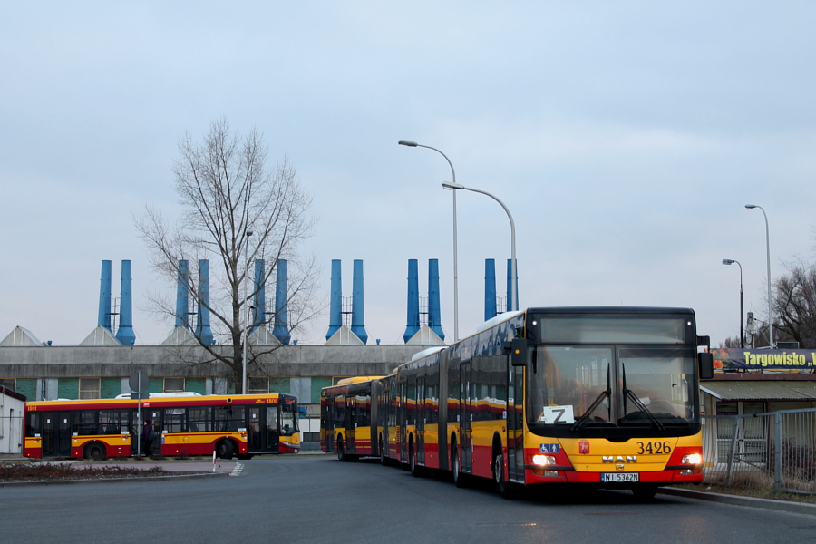 3426
Linia ZA METRO [Z], kursujÄca na trasie METRO MARYMONT <-> METRO MĹOCINY. Pozdrowienia dla spotkanych: Mateja i jego kolegi.
Słowa kluczowe: ZaMetro