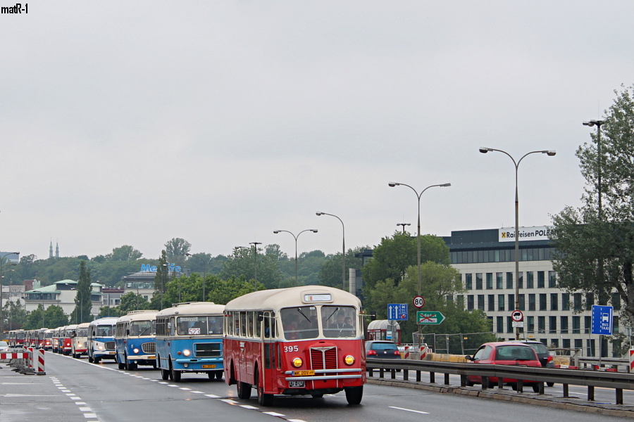 395
Chausson rozpoczynaĹ paradÄ.
Słowa kluczowe: NM2014 Parada