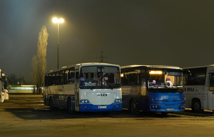 WKZ F714
Jeden z trzech Jelczy PR110D Lux z PKS Kozienice odwiedziĹ pewnego dnia WarszawÄ.
