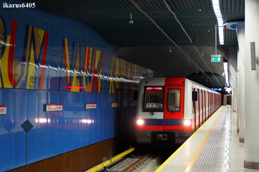 2011+1021+1022+1023+1024+2012
Od tygodnia na drugiej linii metra moĹźemy uĹwiadczyÄ inny skĹad niĹź Inspiro. Jak na razie to sÄ tylko testy, ktĂłre potrwajÄ do 15 sierpnia.
